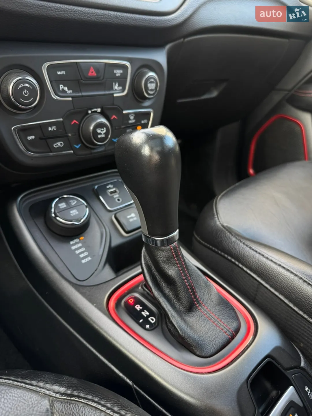 2018 Jeep Compass - мініатюра 23
