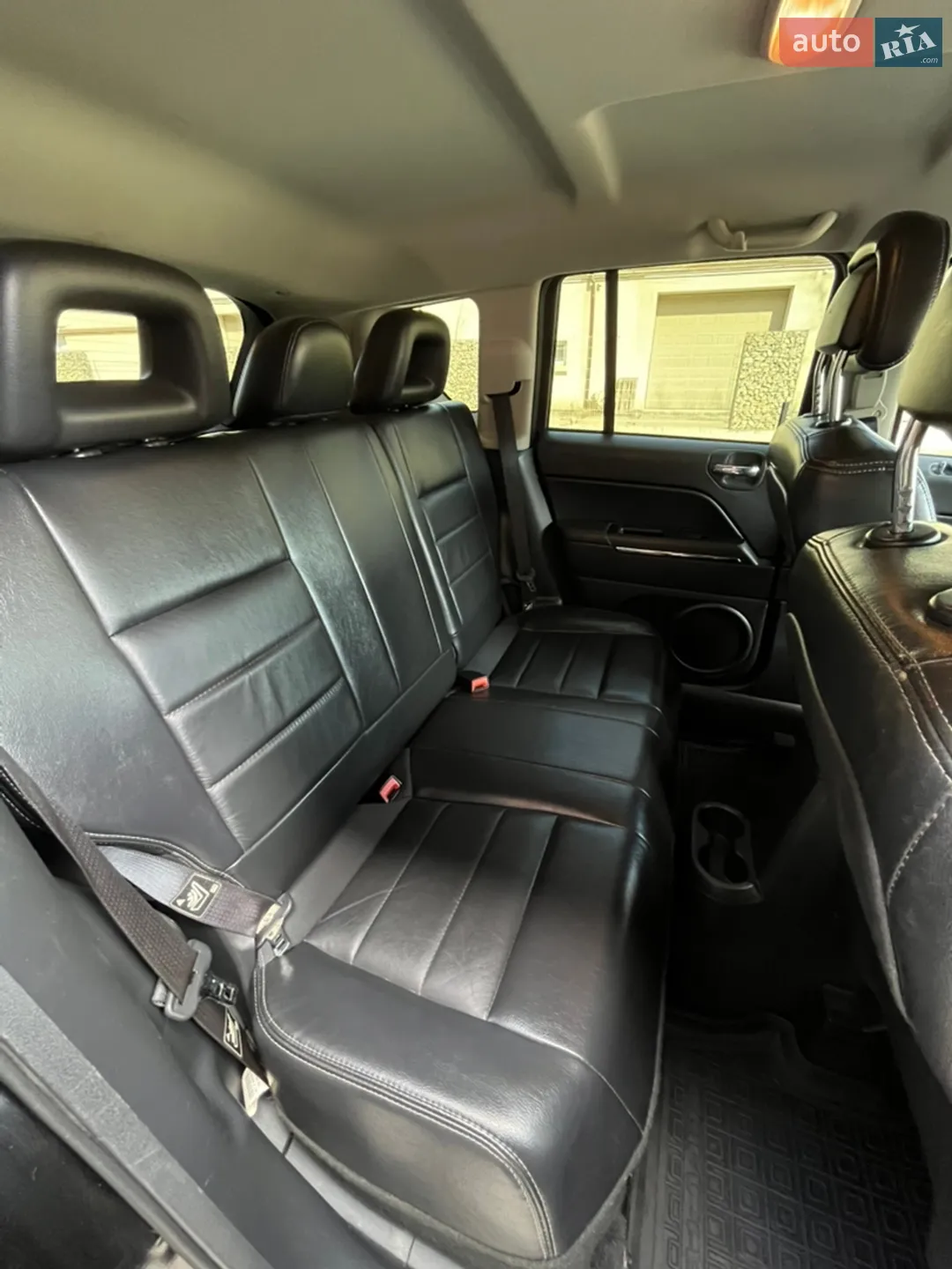 2011 Jeep Compass - мініатюра 76