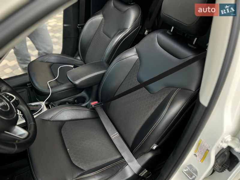 Внедорожник / Кроссовер Jeep Compass 2017 в Ивано-Франковске
