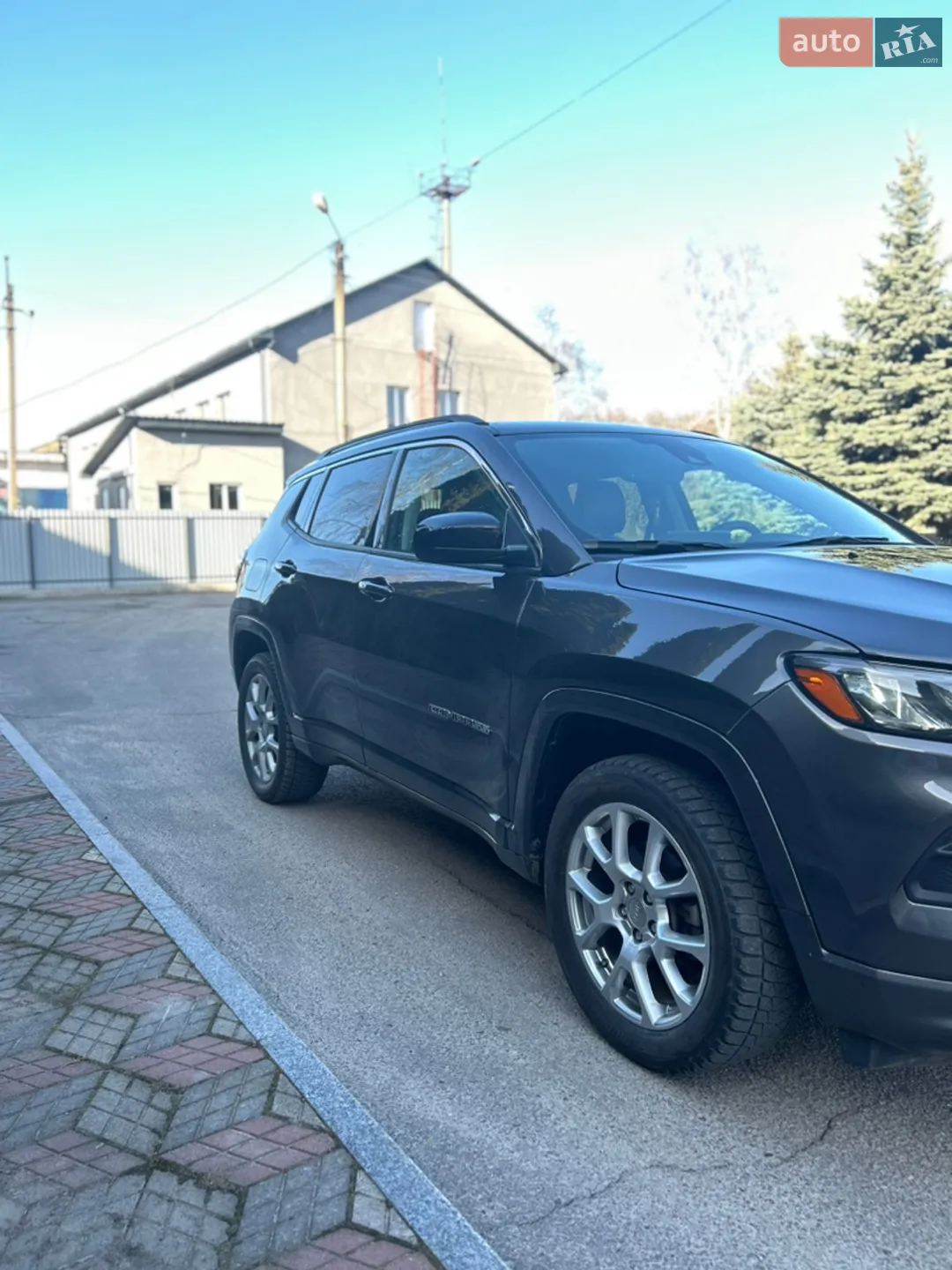 2022 Jeep Compass - мініатюра 2