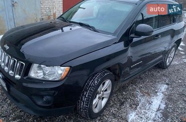 Внедорожник / Кроссовер Jeep Compass 2011 в Сумах