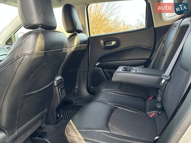 Позашляховик / Кросовер Jeep Compass 2018 в Дніпрі