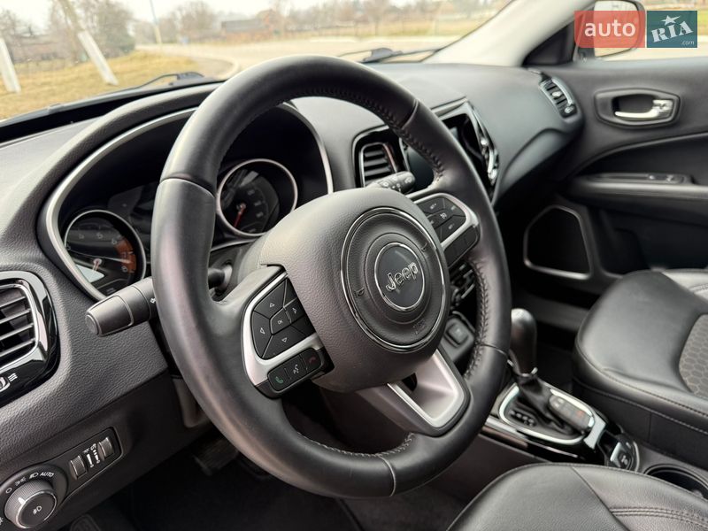 Внедорожник / Кроссовер Jeep Compass 2019 в Ромнах