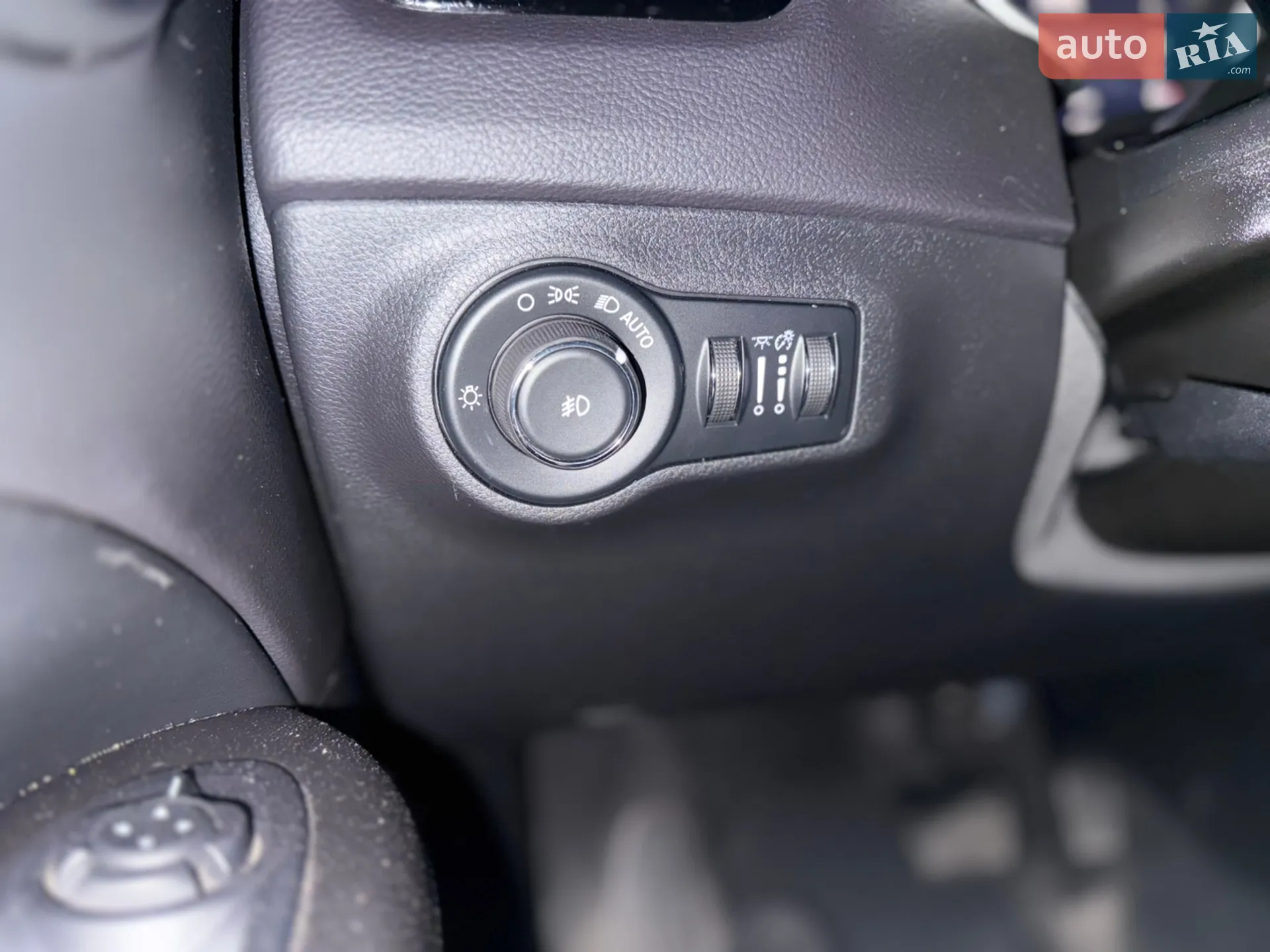 2018 Jeep Compass - мініатюра 11