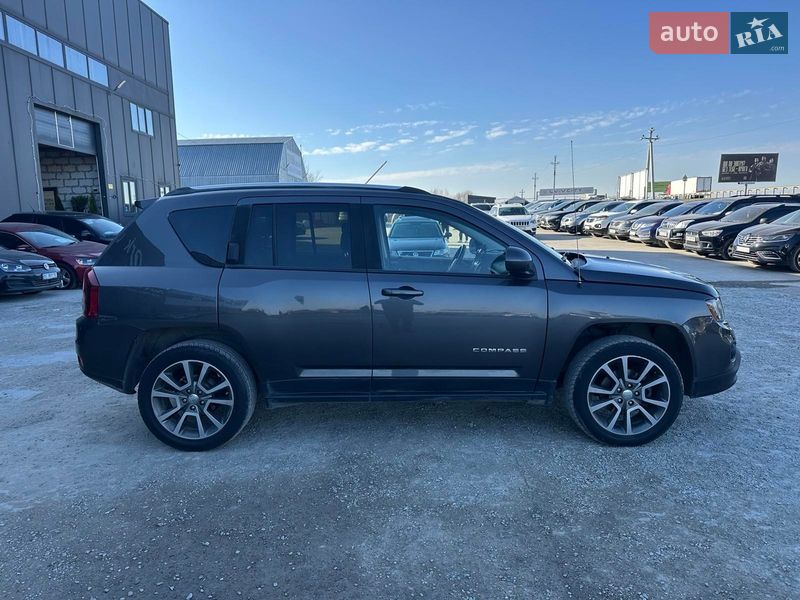 Внедорожник / Кроссовер Jeep Compass 2014 в Львове