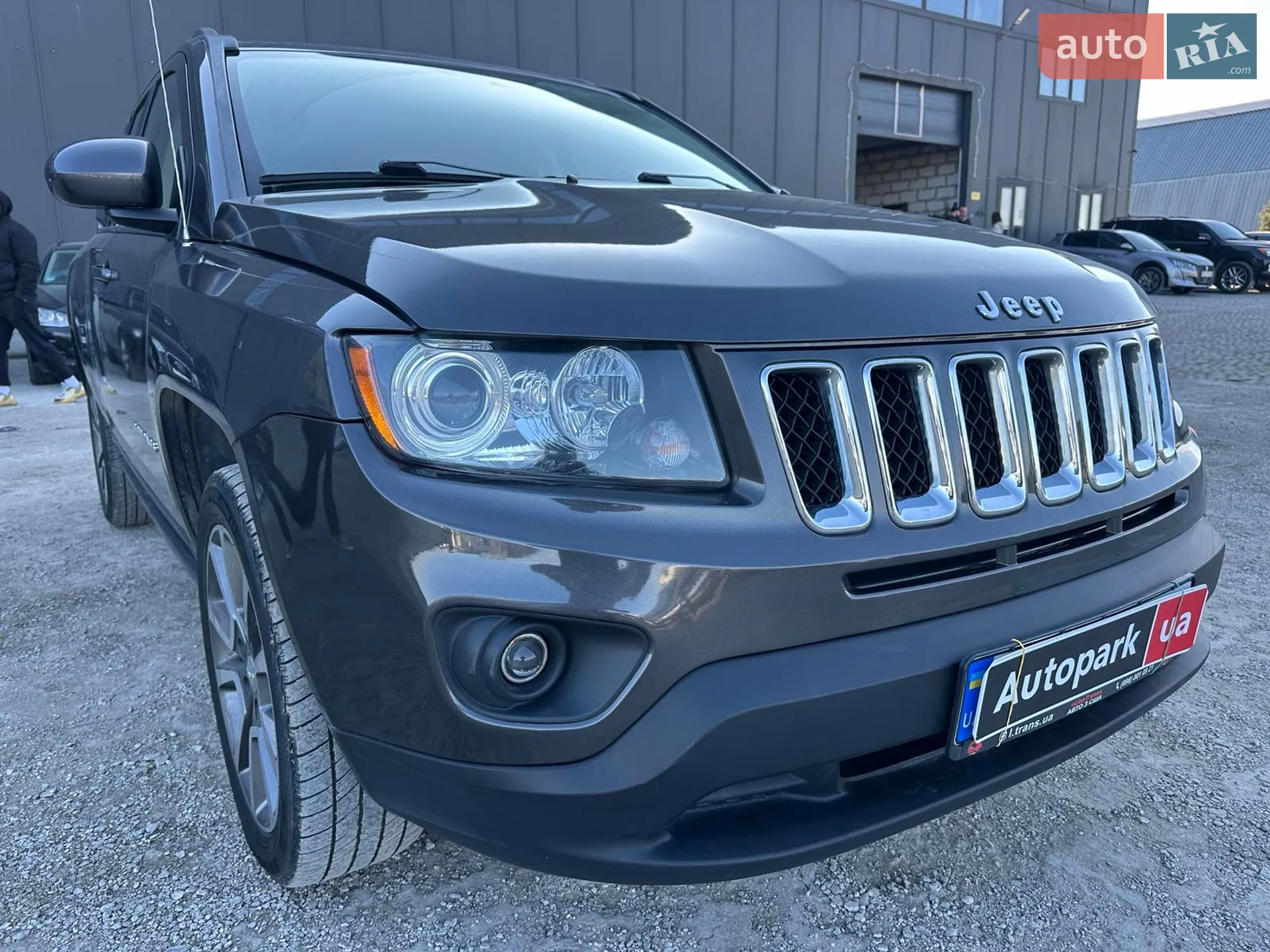 2014 Jeep Compass - мініатюра 25