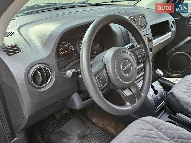 Внедорожник / Кроссовер Jeep Compass 2015 в Ивано-Франковске