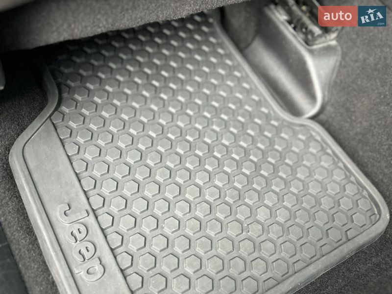 Позашляховик / Кросовер Jeep Compass 2017 в Сумах фото 30 Позашляховик / Кросовер Jeep Compass 2017 в Сумах