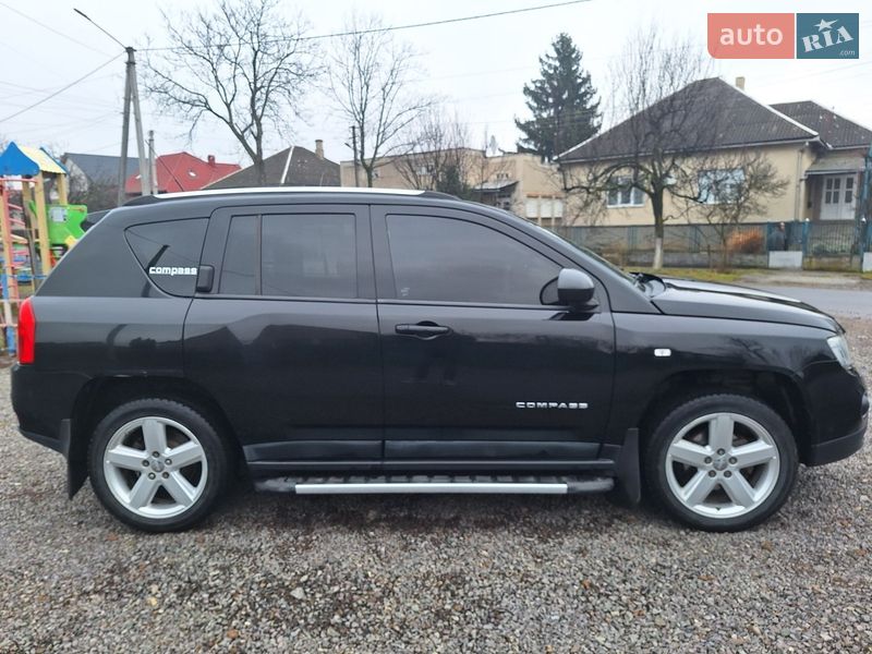 Внедорожник / Кроссовер Jeep Compass 2011 в Ужгороде фото 2 Внедорожник / Кроссовер Jeep Compass 2011 в Ужгороде
