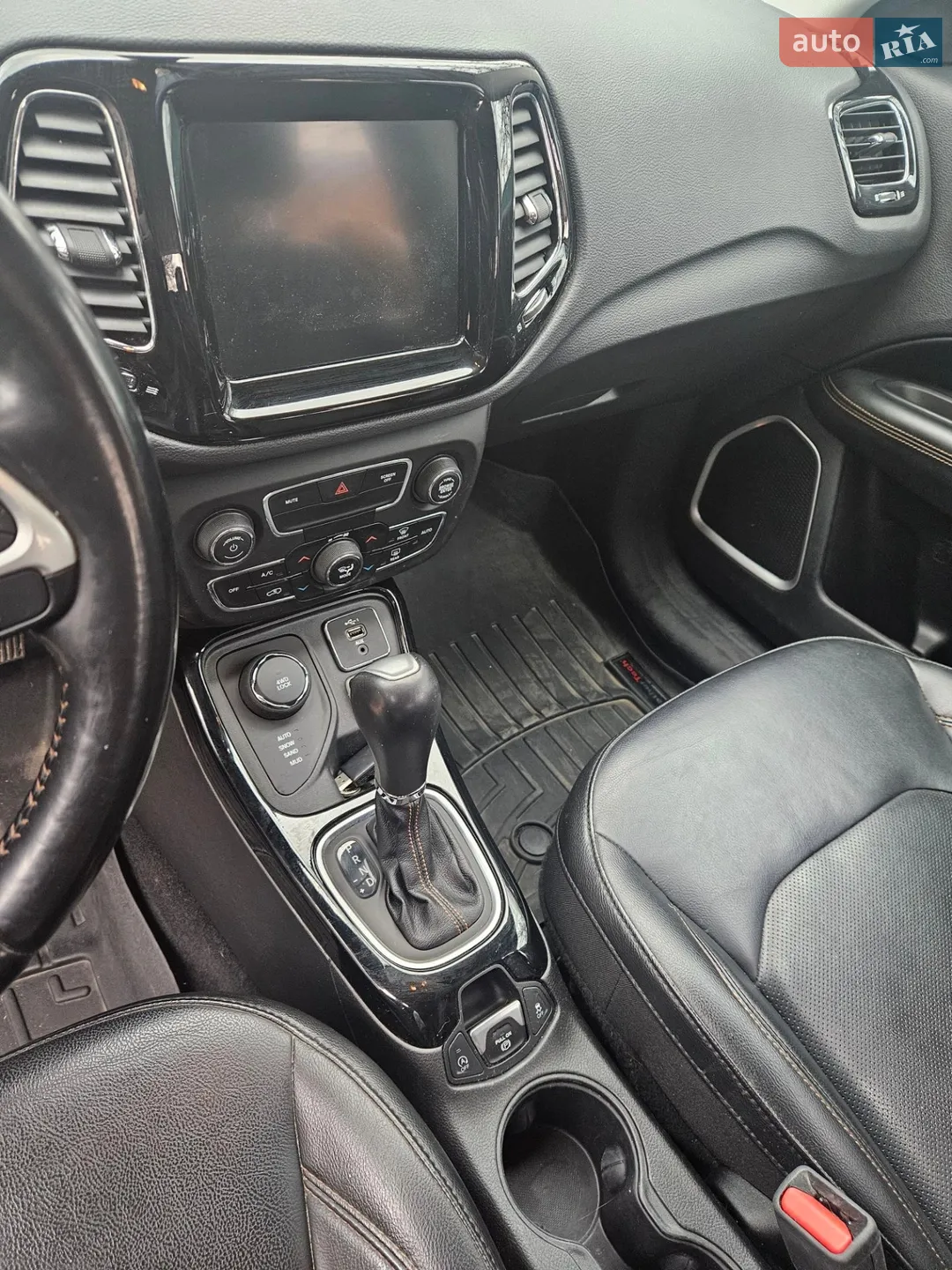 2019 Jeep Compass - мініатюра 12