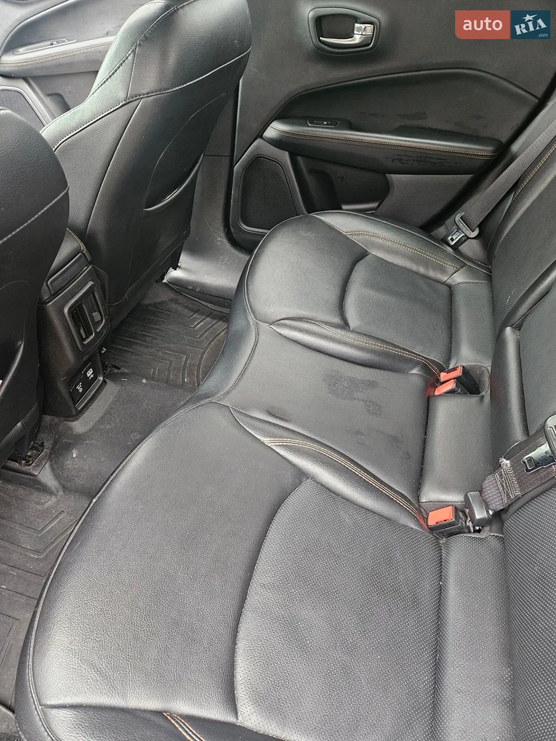 2019 Jeep Compass - мініатюра 17