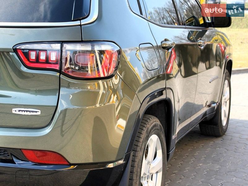 Внедорожник / Кроссовер Jeep Compass 2020 в Киеве