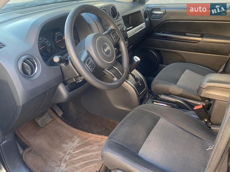 Внедорожник / Кроссовер Jeep Compass 2015 в Днепре