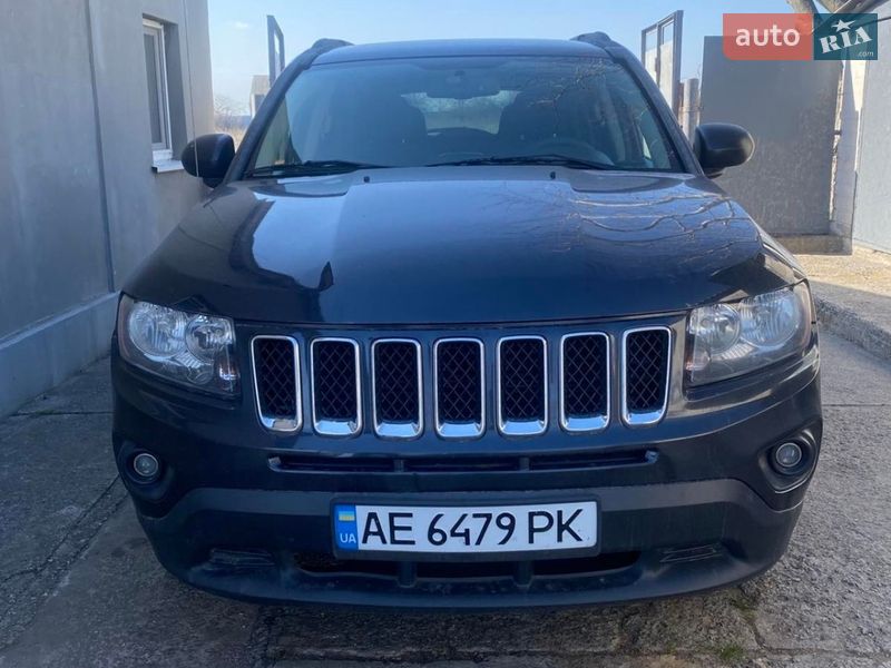 Внедорожник / Кроссовер Jeep Compass 2015 в Днепре