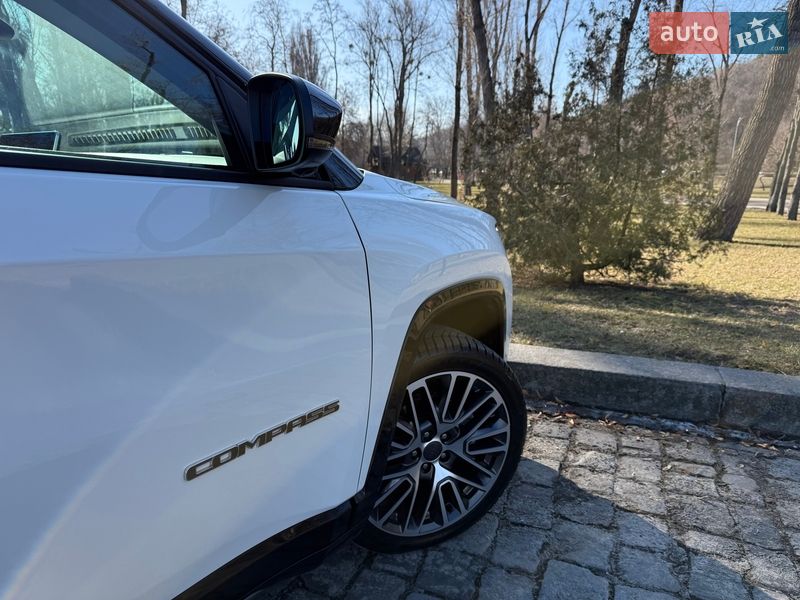 Позашляховик / Кросовер Jeep Compass 2024 в Києві
