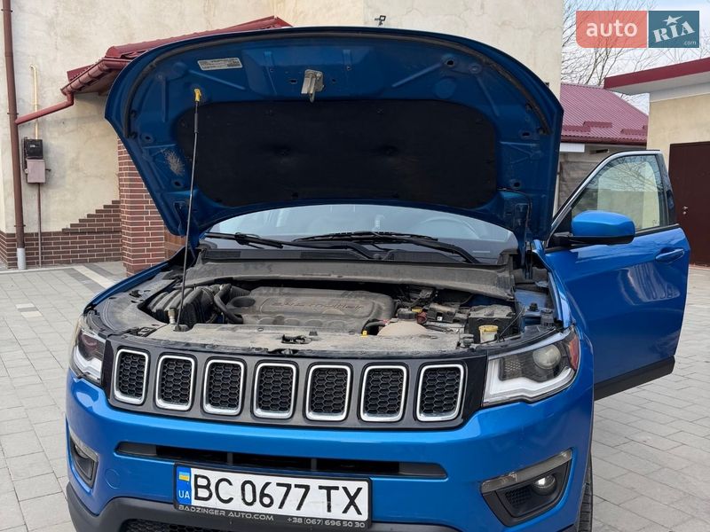 Внедорожник / Кроссовер Jeep Compass 2017 в Львове