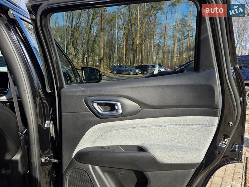 Внедорожник / Кроссовер Jeep Compass 2023 в Харькове фото 30 Внедорожник / Кроссовер Jeep Compass 2023 в Харькове