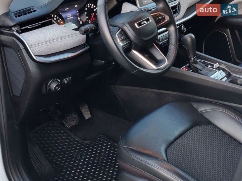 Внедорожник / Кроссовер Jeep Compass 2022 в Ровно