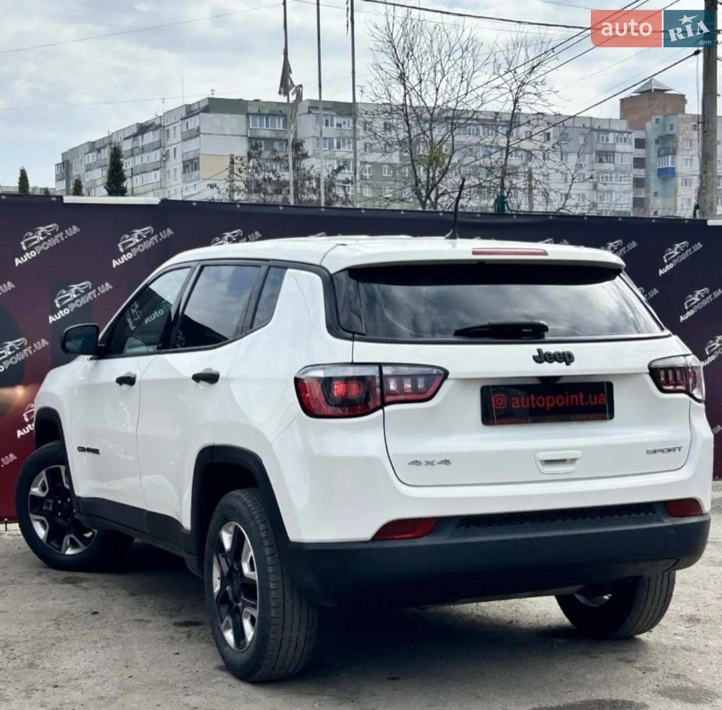 2017 Jeep Compass - мініатюра 3