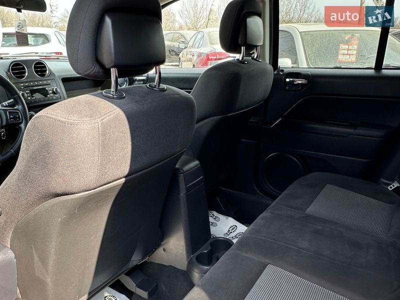 Позашляховик / Кросовер Jeep Compass 2011 в Смілі