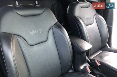 Позашляховик / Кросовер Jeep Compass 2020 в Кременчуці фото 23 Позашляховик / Кросовер Jeep Compass 2020 в Кременчуці