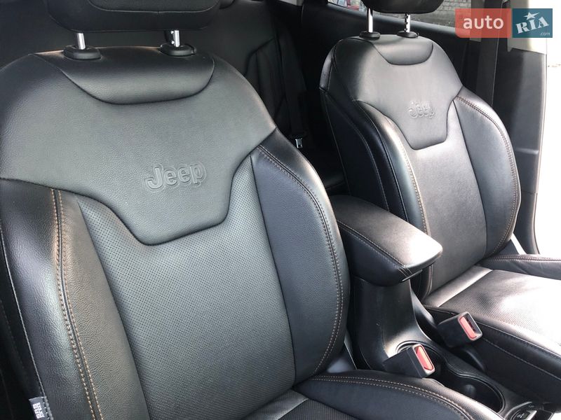 Позашляховик / Кросовер Jeep Compass 2020 в Кременчуці фото 23 Позашляховик / Кросовер Jeep Compass 2020 в Кременчуці