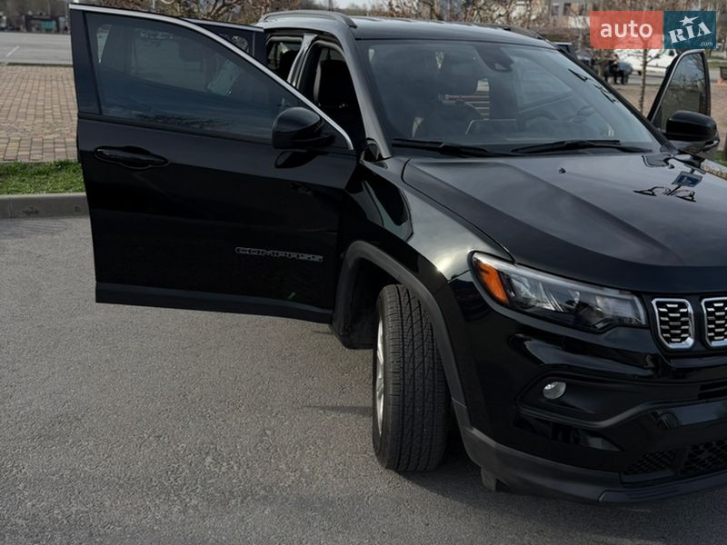 Позашляховик / Кросовер Jeep Compass 2025 в Запоріжжі фото 8 Позашляховик / Кросовер Jeep Compass 2025 в Запоріжжі
