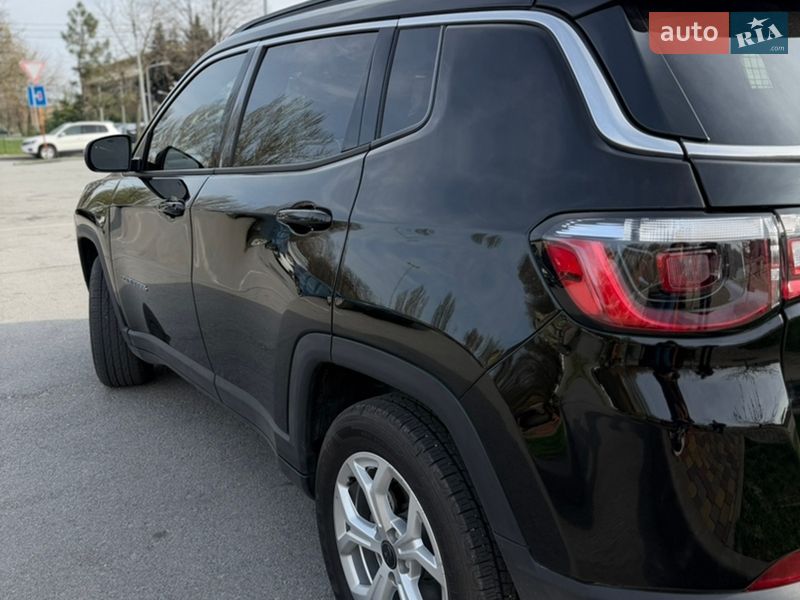 Позашляховик / Кросовер Jeep Compass 2025 в Запоріжжі фото 17 Позашляховик / Кросовер Jeep Compass 2025 в Запоріжжі