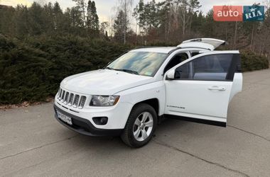 Внедорожник / Кроссовер Jeep Compass 2014 в Малине