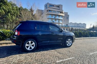Внедорожник / Кроссовер Jeep Compass 2013 в Южном