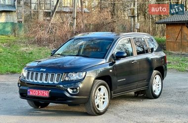 Внедорожник / Кроссовер Jeep Compass 2014 в Надворной