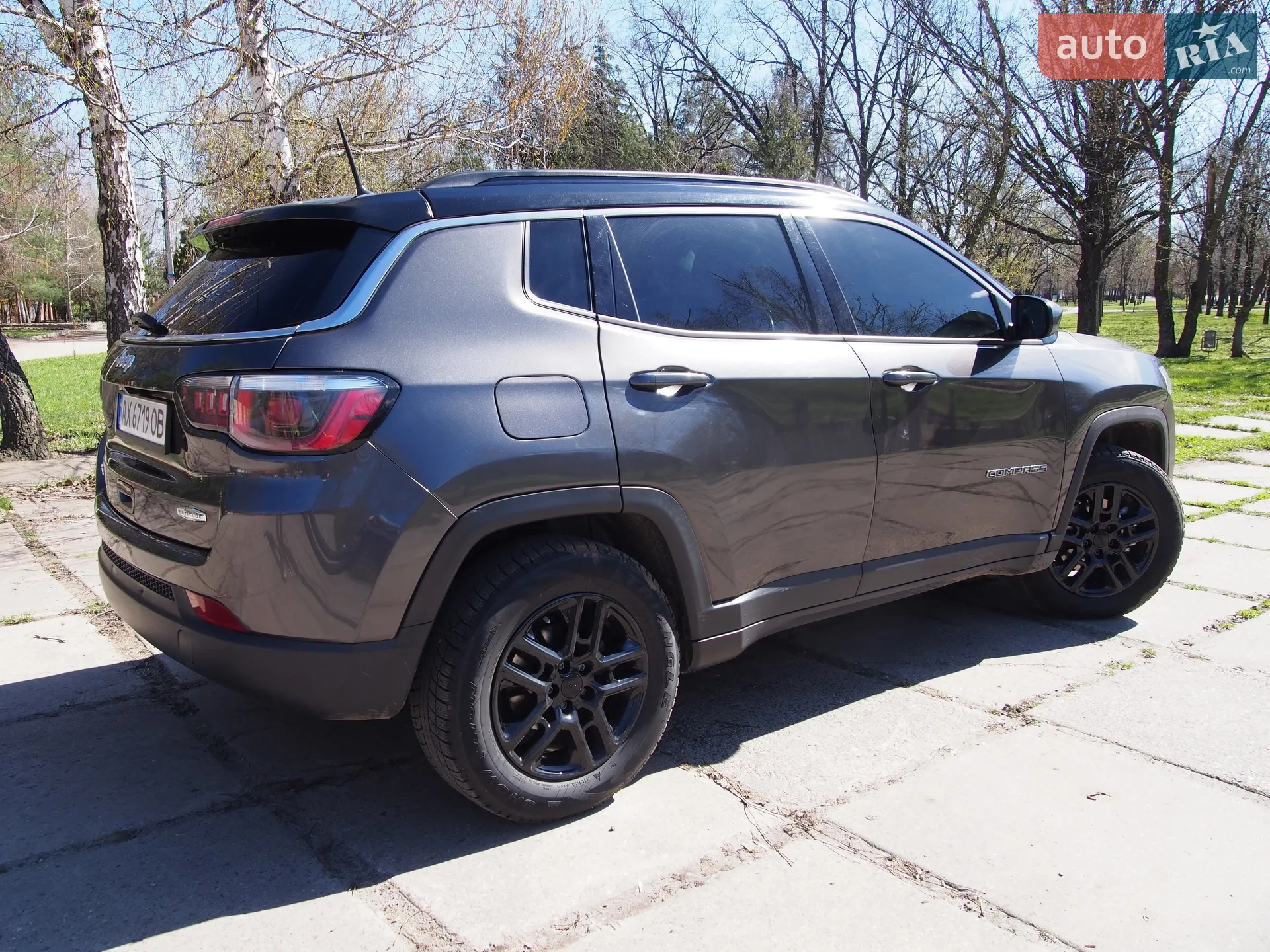 2017 Jeep Compass - мініатюра 3