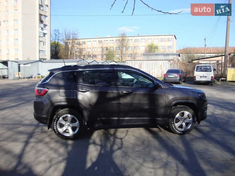 Внедорожник / Кроссовер Jeep Compass 2019 в Львове