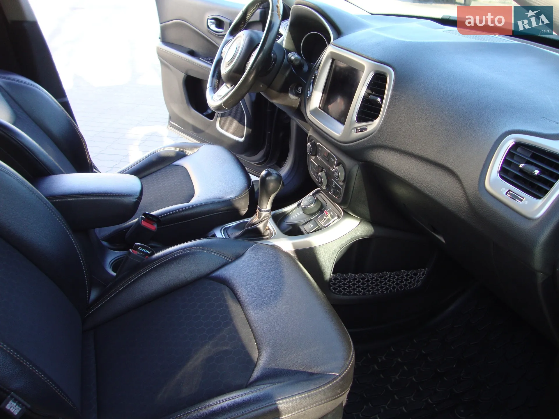 2019 Jeep Compass - мініатюра 21
