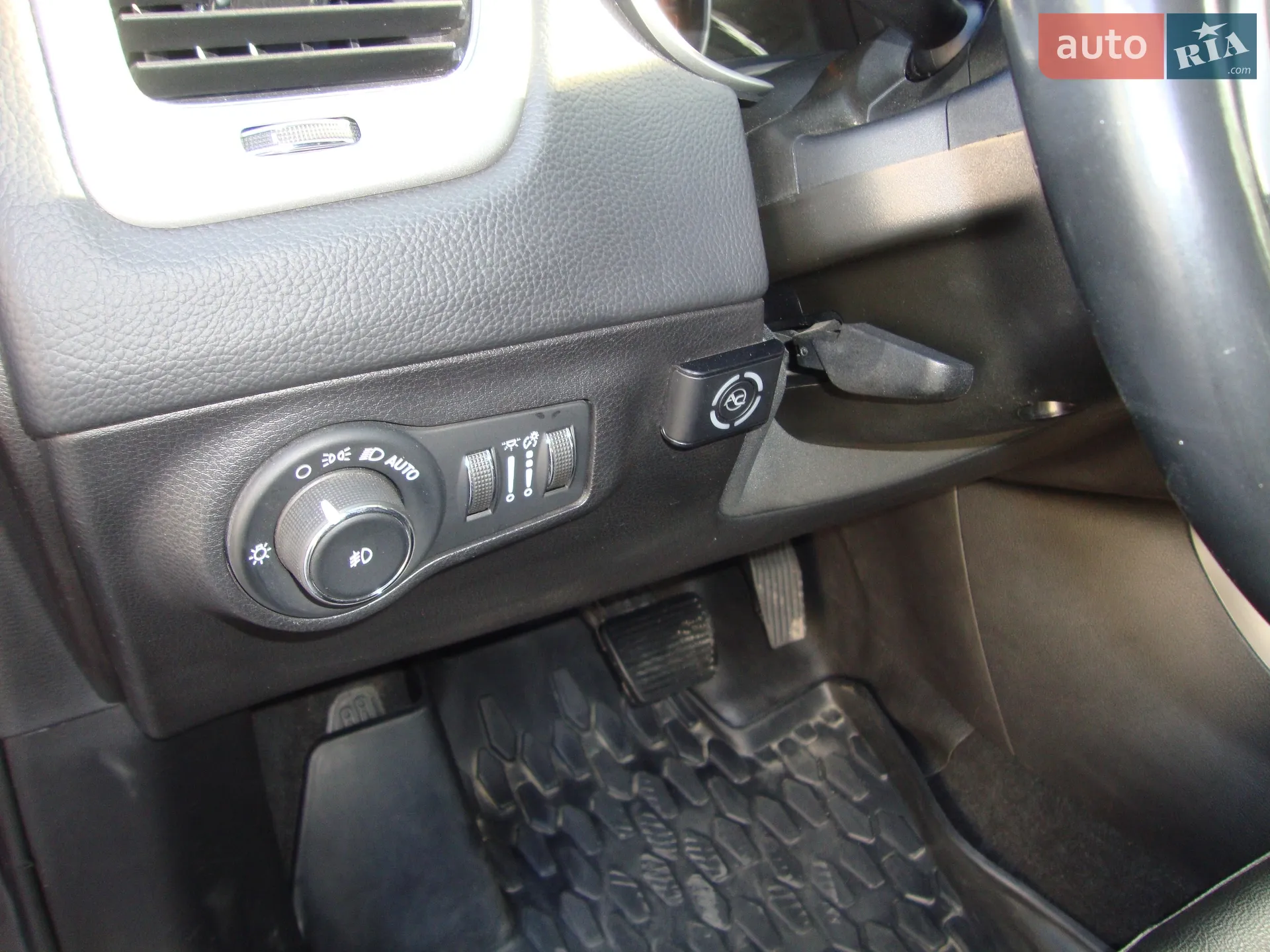 2019 Jeep Compass - мініатюра 27