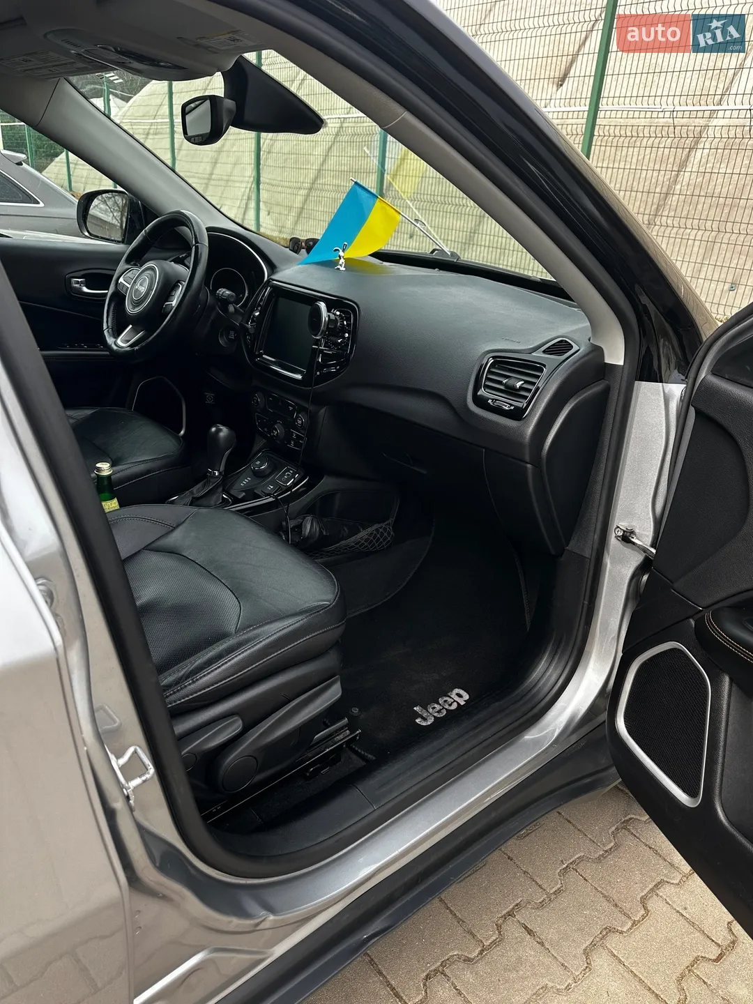 2017 Jeep Compass - мініатюра 9