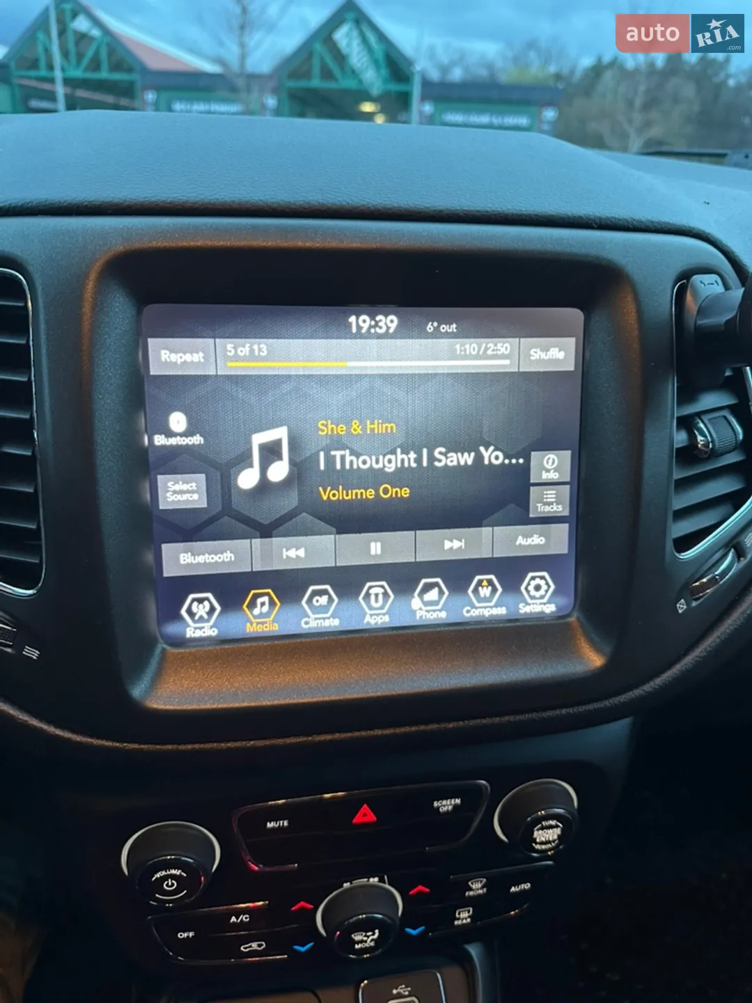 2017 Jeep Compass - мініатюра 13