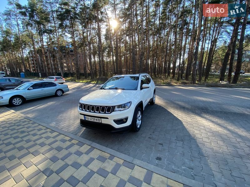 2018 Jeep Compass, VIN 3C4NJDBBXJT321105:plate — фото 1 (autoria)