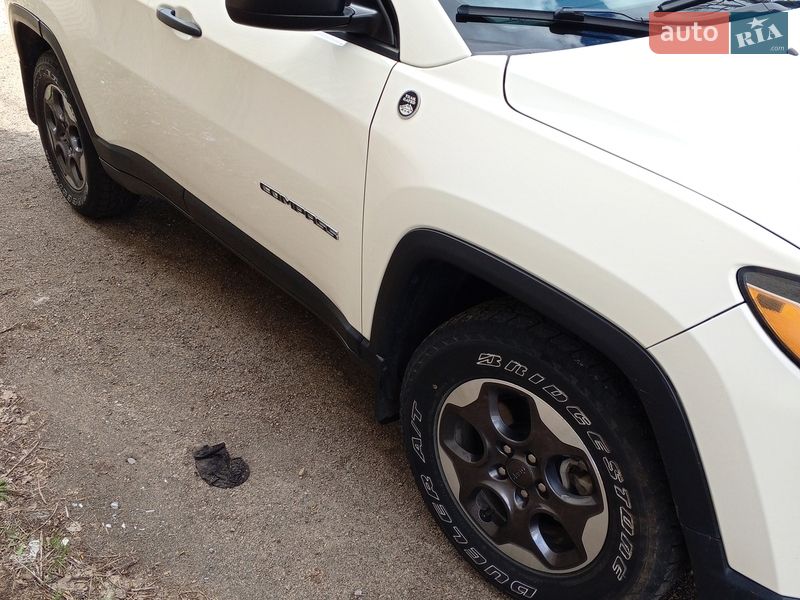 Внедорожник / Кроссовер Jeep Compass 2019 в Запорожье