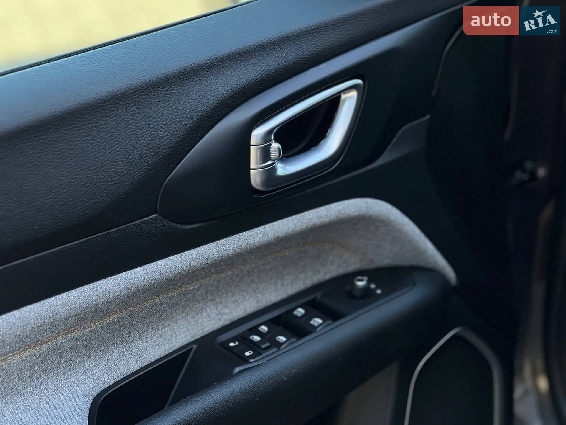 2021 Jeep Compass - мініатюра 11
