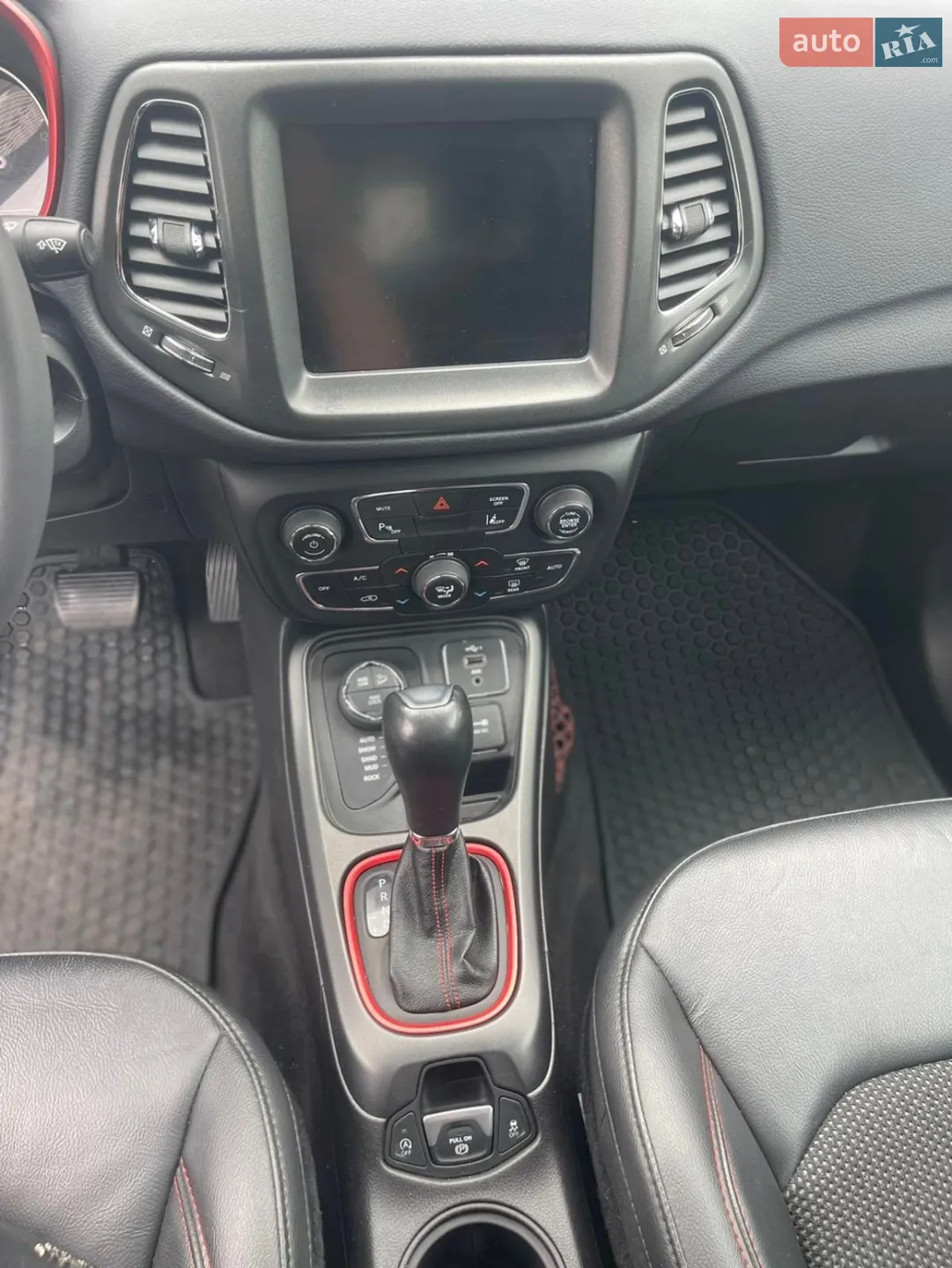 2021 Jeep Compass - мініатюра 9