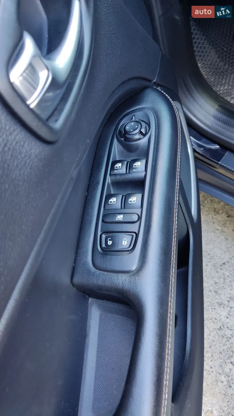 2018 Jeep Compass - мініатюра 26