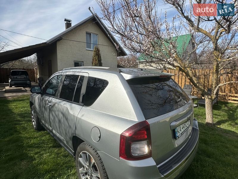 Внедорожник / Кроссовер Jeep Compass 2016 в Глевахе