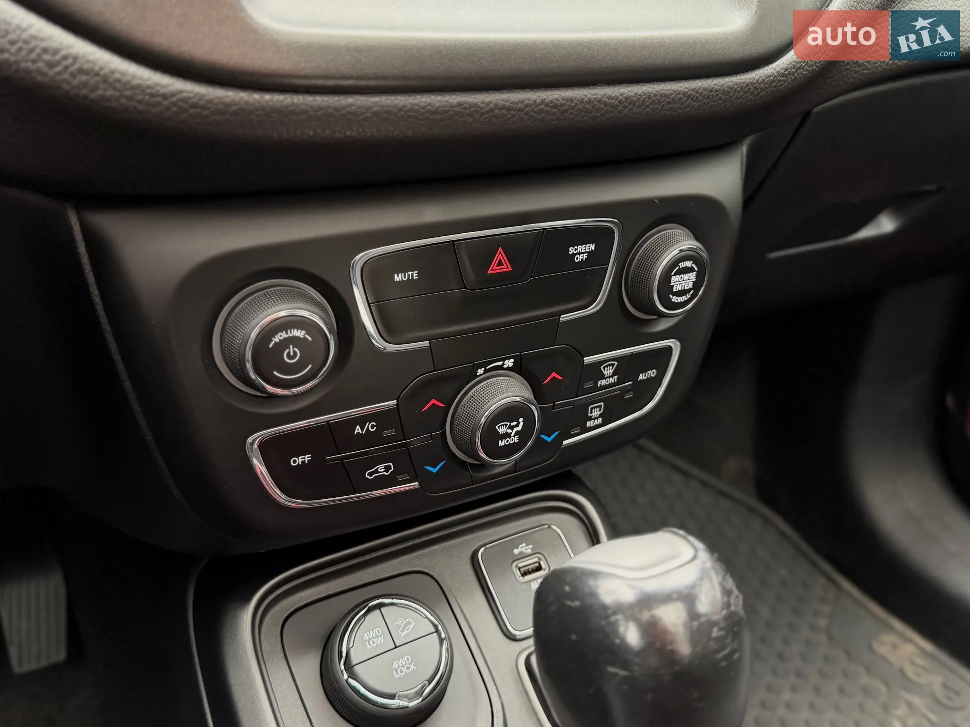 2018 Jeep Compass - мініатюра 42