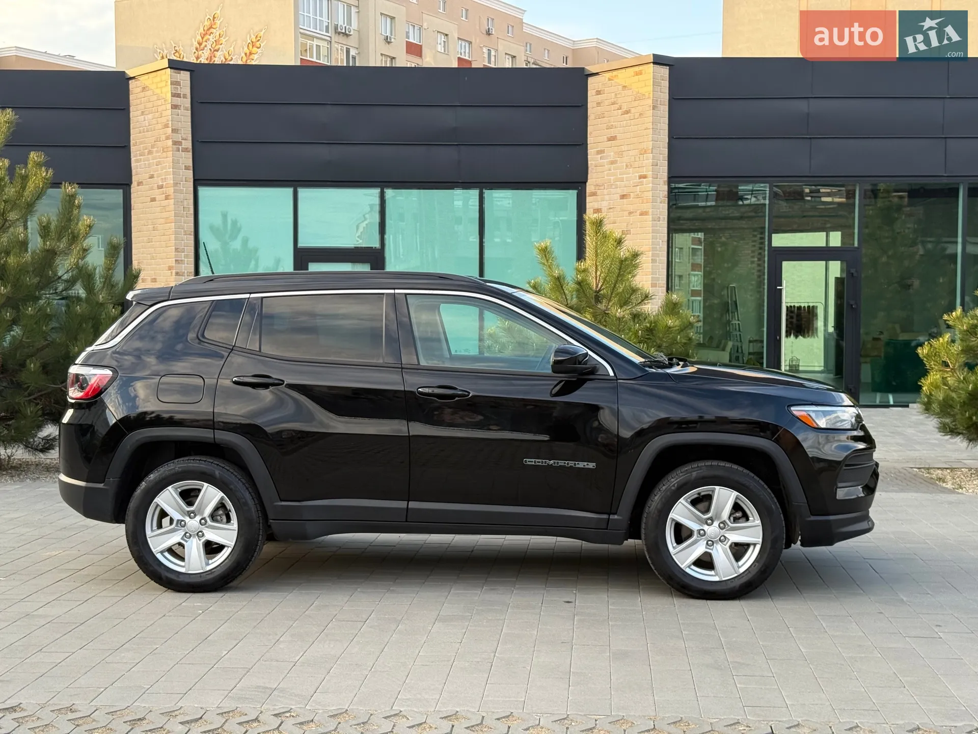 2021 Jeep Compass - мініатюра 8