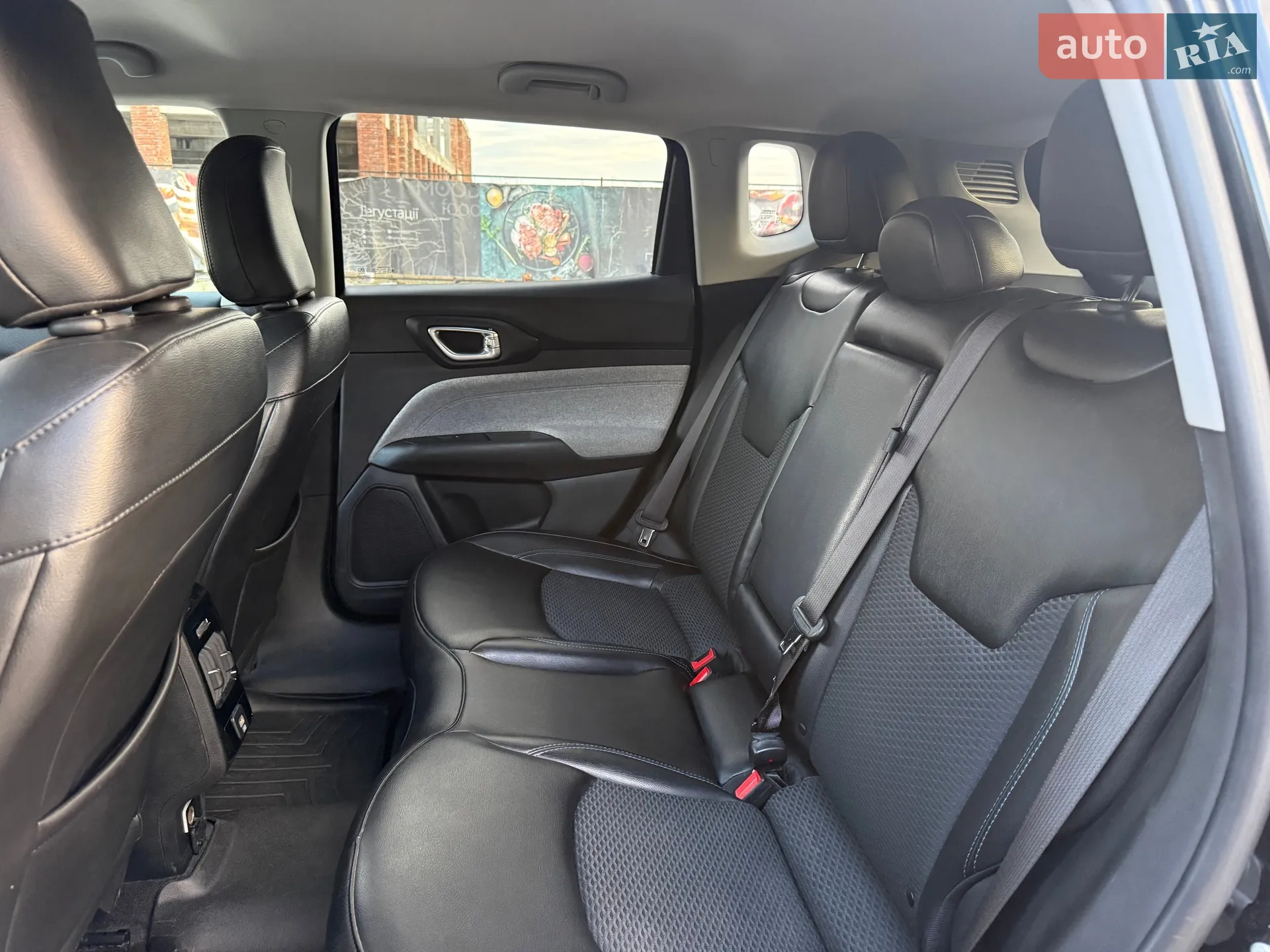 2021 Jeep Compass - мініатюра 62