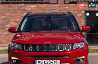 Внедорожник / Кроссовер Jeep Compass 2017 в Киеве