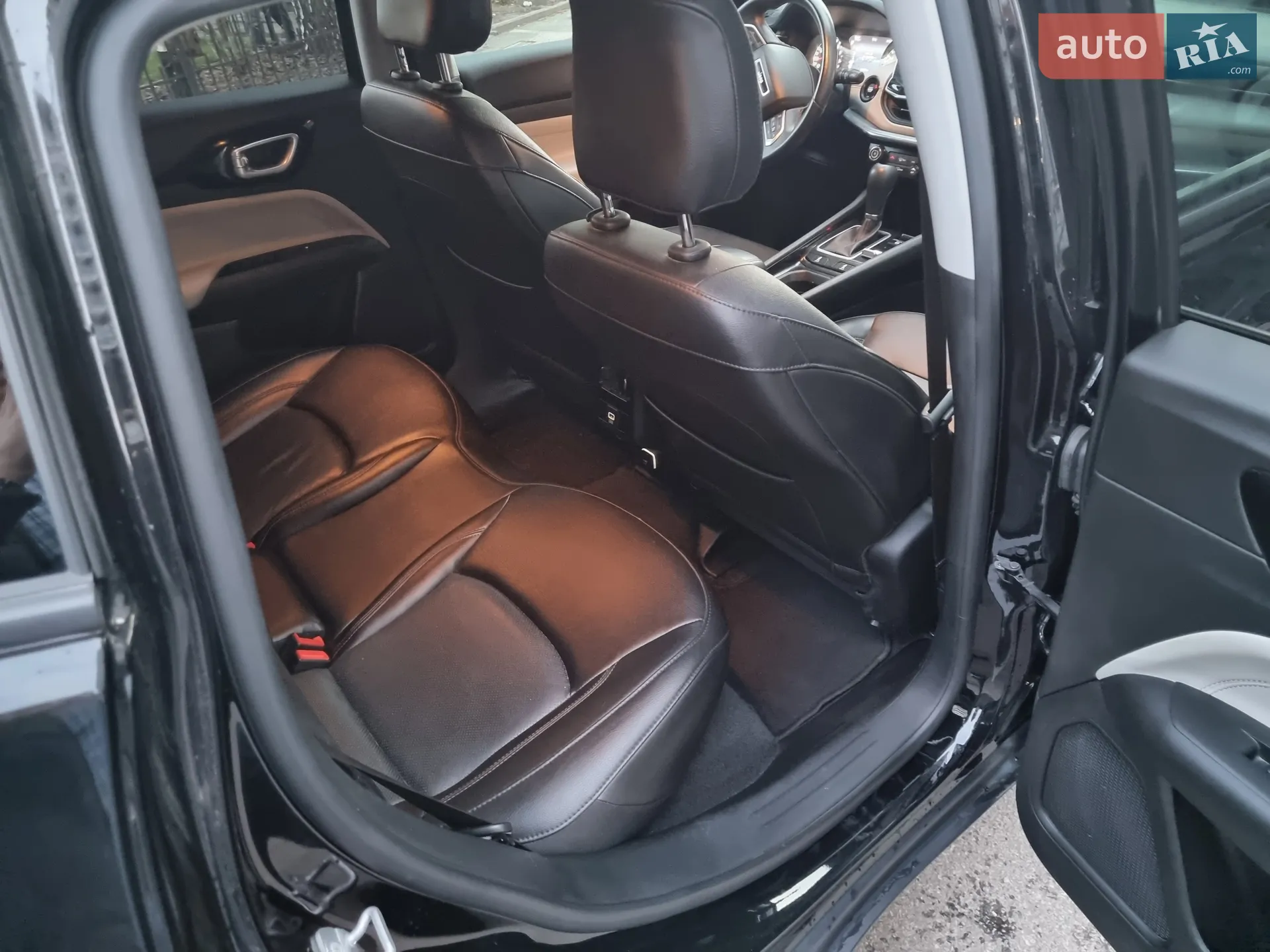 2022 Jeep Compass - мініатюра 24