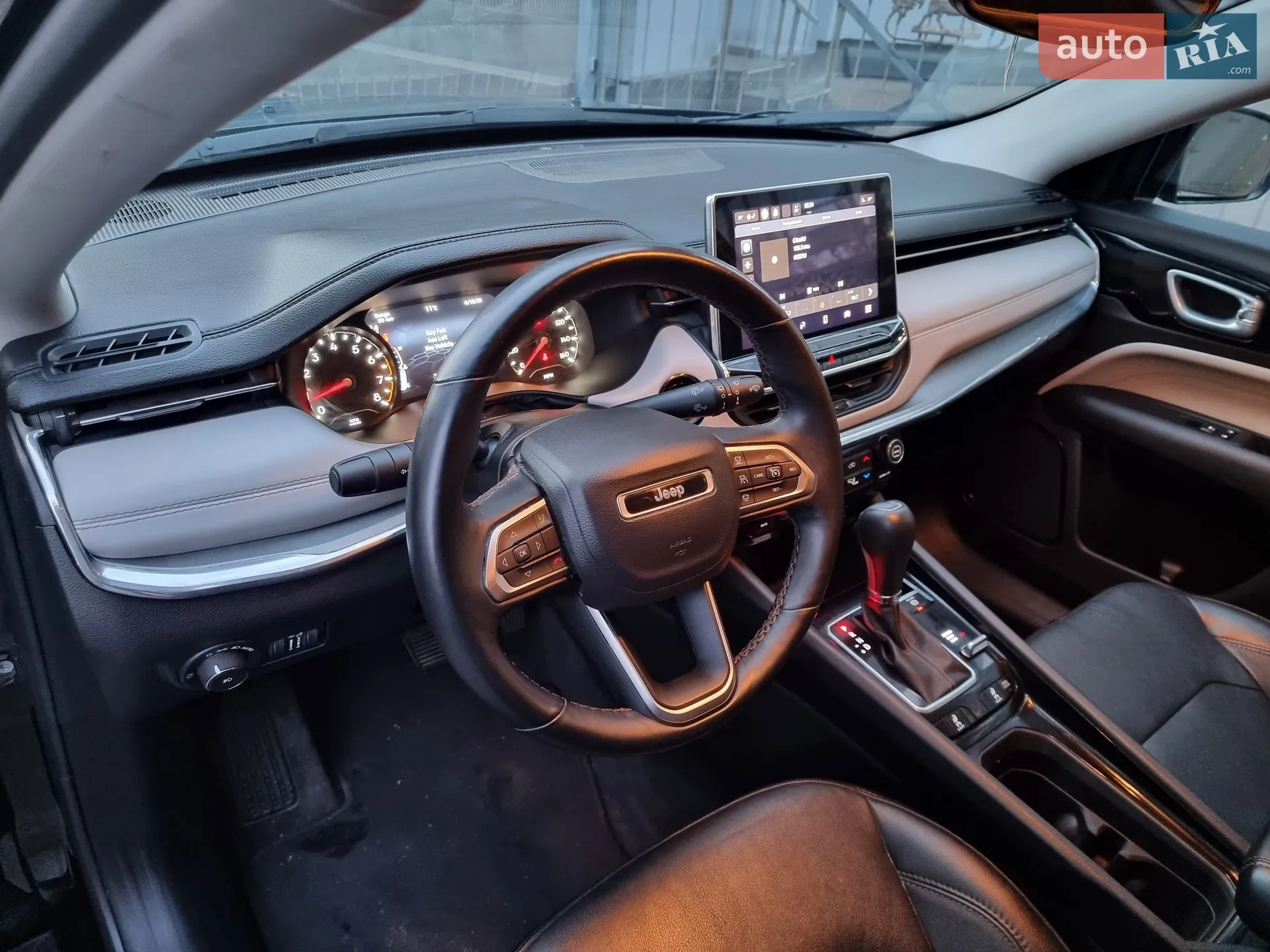 2022 Jeep Compass - мініатюра 29