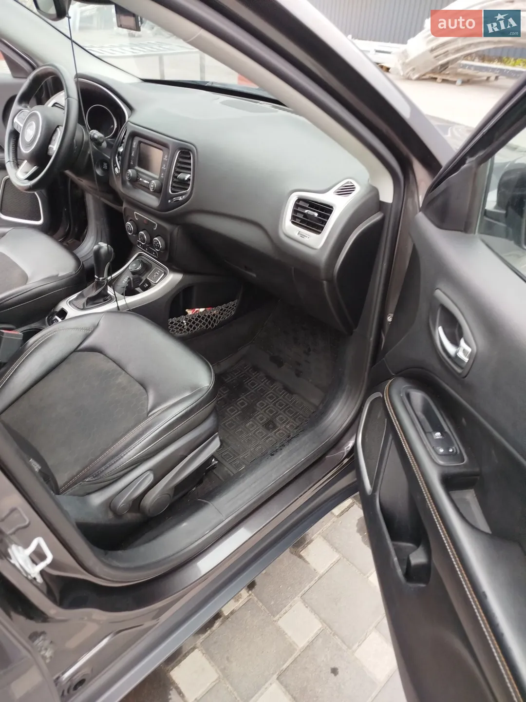 2018 Jeep Compass - мініатюра 9
